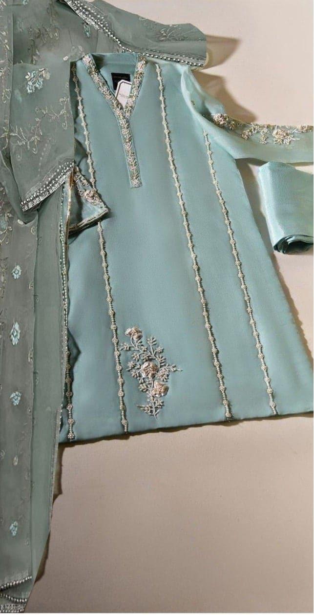 Agha Noor Organza Suit - Yumnaz