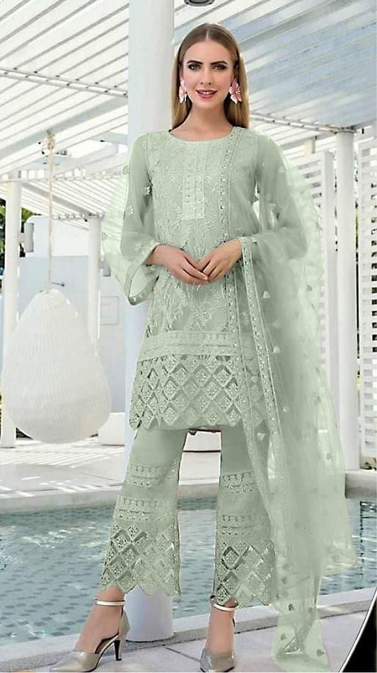 Erum Khan Organza Suit - Yumnaz