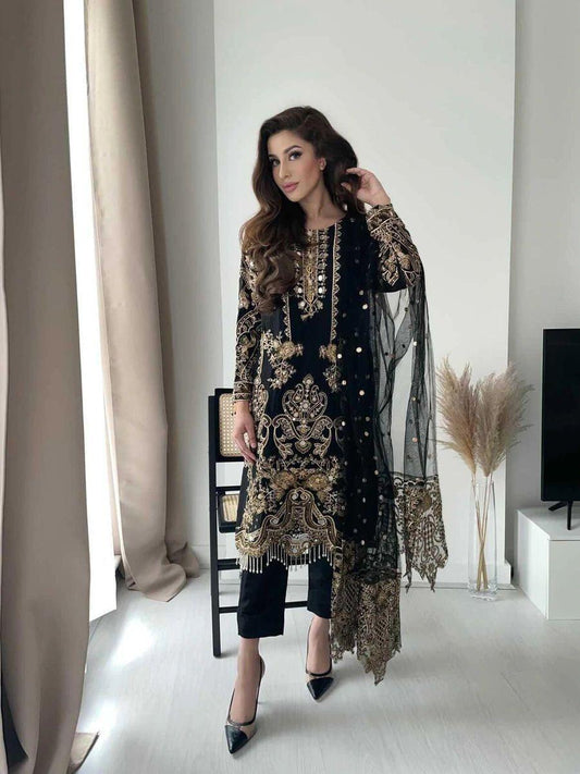 Gulaal Chiffon Suit - Yumnaz