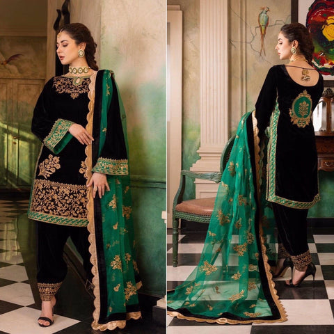 Zainab Chottani Velvet Suit - Yumnaz